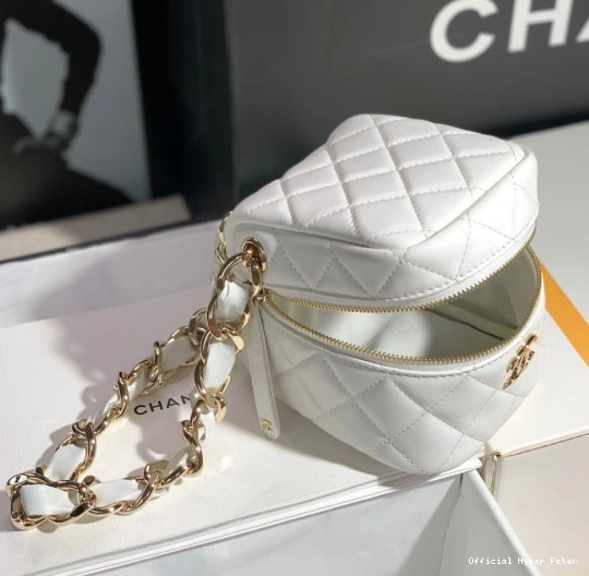 HyperPeter WITH HANDLE CHANEL CHANELUTCH 0812